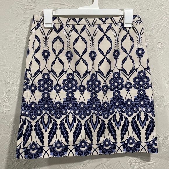 J. Crew Blue Floral and geometric print fully Lined boho Skirt Size 4 - Picture 1 of 6